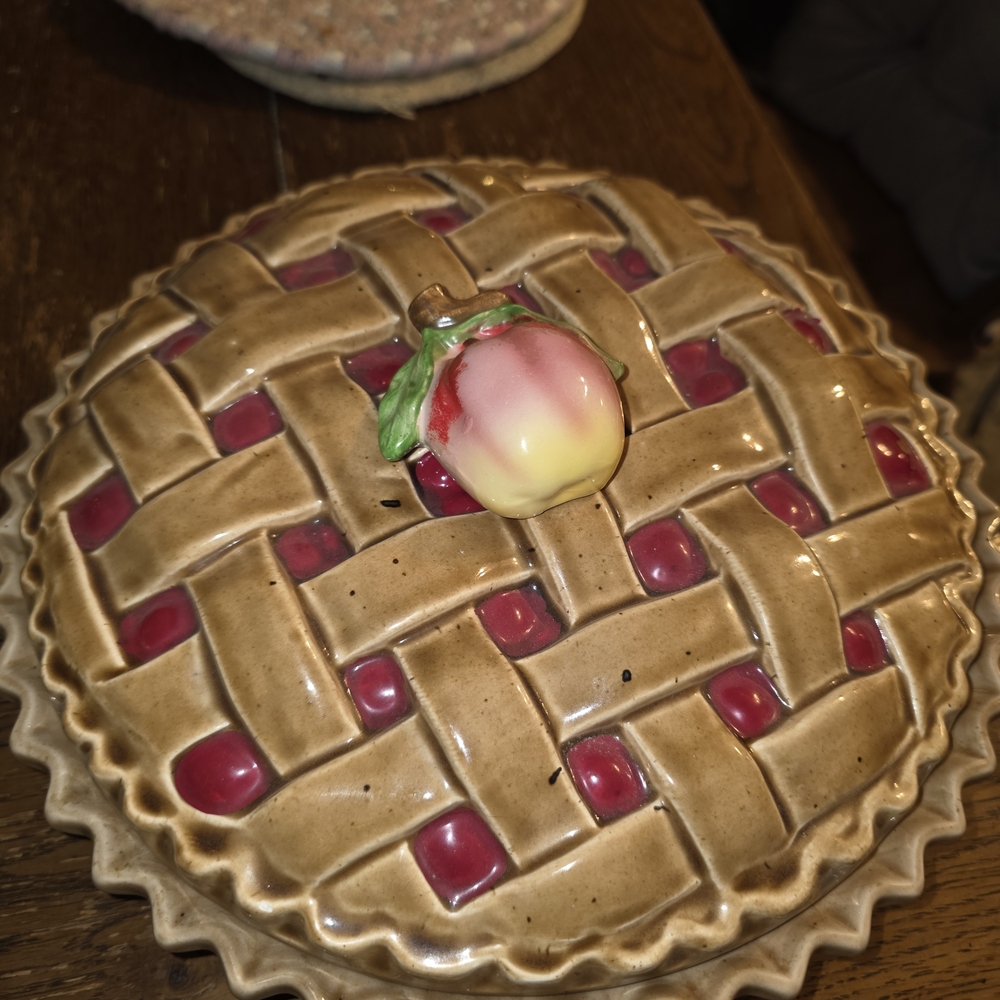 Recipe Ceramic Lattice Pie Plate with Tan Glaze and Red Accents With Recipe